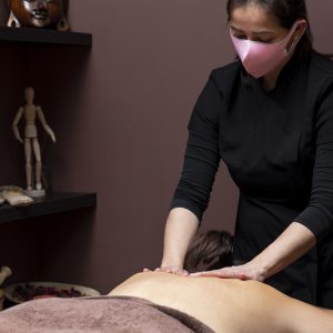 woman-relaxing-beauty-salon